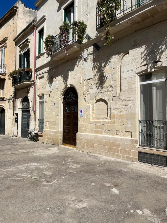 Casa Vacanze B&B Regina Maria Lecce Exterior photo